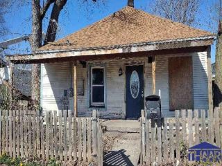 Foreclosed Home - 205 S 9TH ST, 47885