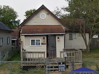 Foreclosed Home - 515 S 8TH ST, 47885