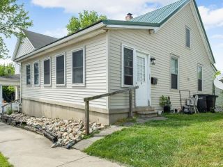Foreclosed Home - 906 ROBERTS ST, 47904