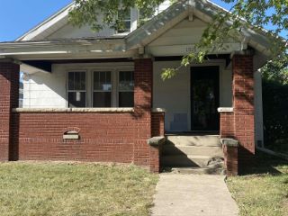 Foreclosed Home - 1818 PERRINE ST, 47904