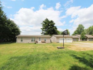 Foreclosed Home - 5612 E 200 N, 47905