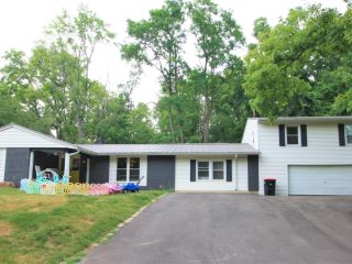 Foreclosed Home - 221 CIRCLE LANE DR, 47906