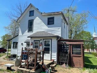 Foreclosed Home - 101 E BEECH ST, 47917