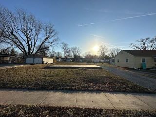 Foreclosed Home - 923 S PERRY ST, 47918