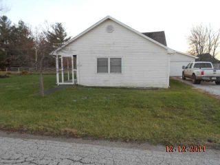 Foreclosed Home - 2539 E 800 N, 47920