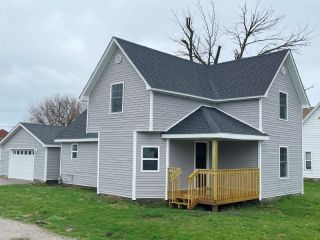 Foreclosed Home - 228 W HOWARD ST, 47922