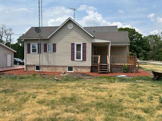 Foreclosed Home - 405 W MAIN ST, 47922