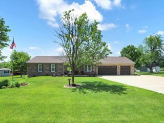 Foreclosed Home - 10948 S LEHE RD, 47923