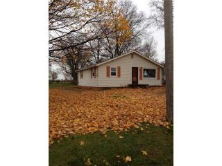 Foreclosed Home - 10825 STATE RD 32 E, 47933