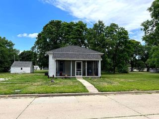 Foreclosed Home - 1804 MICHIGAN ST, 47933