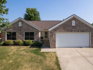 Foreclosed Home - 620 BUSH DR, 47941