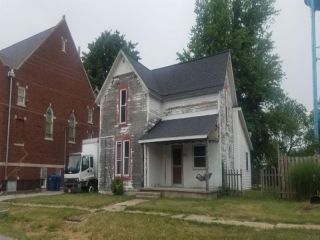 Foreclosed Home - 205 E BENTON ST, 47971