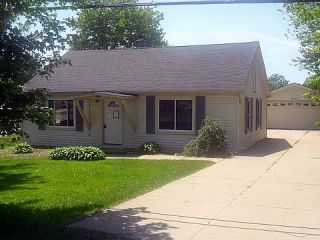 Foreclosed Home - 975 CAPAC RD, 48002