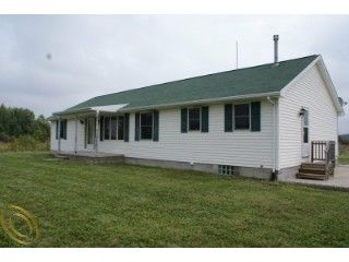 Foreclosed Home - 5400 CAPAC RD, 48014