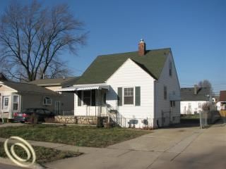 Foreclosed Home - 8301 EDWARD, 48015