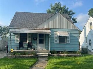 Foreclosed Home - 8211 STANDARD, 48015
