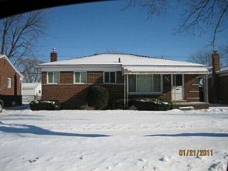 Foreclosed Home - 24644 MARINE AVE, 48021