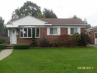 Foreclosed Home - 18820 E 10 MILE RD, 48021