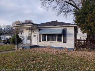 Foreclosed Home - 17705 STEPHENS DR, 48021