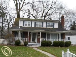 Foreclosed Home - 17233 KIRKSHIRE AVE, 48025