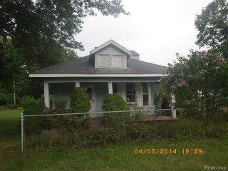 Foreclosed Home - 21023 Seminole St, 48033