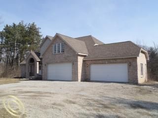 Foreclosed Home - 23922 W 12 MILE RD, 48034