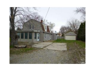 Foreclosed Home - 27610 Lahser Road, 48034