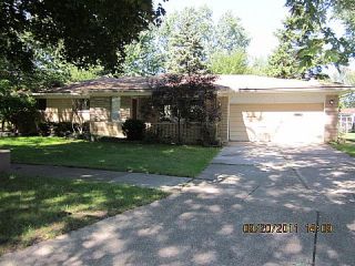 Foreclosed Home - 23893 INDIANWOOD ST, 48035