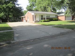 Foreclosed Home - 23714 DEMLEY DR, 48035