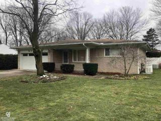 Foreclosed Home - 36619 EATON DR, 48035