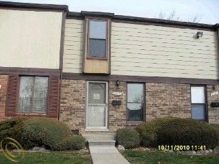 Foreclosed Home - 24045 GRANGE ST, 48036