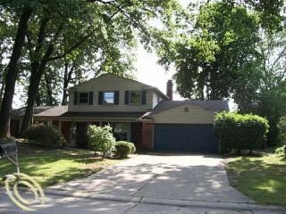 Foreclosed Home - 16734 TIMBERVIEW DR, 48036