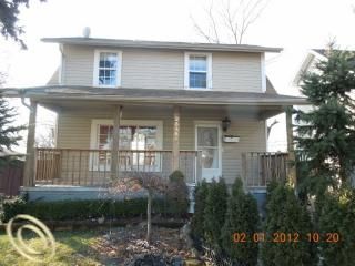 Foreclosed Home - 23480 BUCKINGHAM ST, 48036
