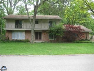 Foreclosed Home - 38776 BYRIVER ST, 48036