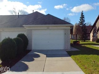 Foreclosed Home - 20402 PINE MEADOW DR, 48036