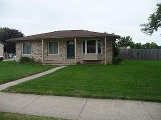 Foreclosed Home - 19327 LLOYD ST, 48038