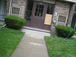 Foreclosed Home - 38230 Fairway Ct # 160, 48038