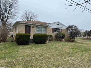 Foreclosed Home - 43333 ROMEO PLANK RD, 48038