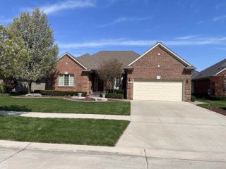 Foreclosed Home - 43586 PINTAIL DR, 48038