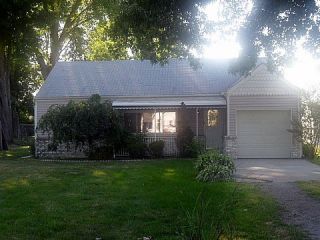 Foreclosed Home - 7918 RIVER RD, 48039