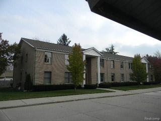 Foreclosed Home - 275 MAYWOOD ST APT 2, 48040