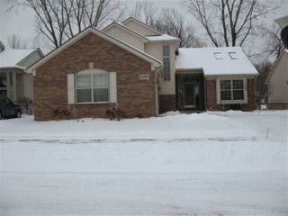 Foreclosed Home - 51780 WALNUT DR, 48042