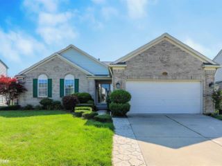 Foreclosed Home - 56714 WINDING CREEK DR, 48042