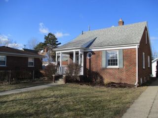 Foreclosed Home - 34 Queen St, 48043