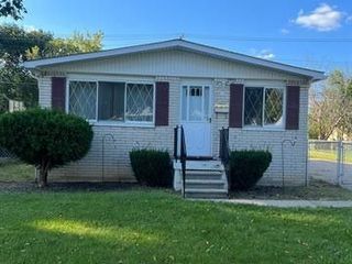 Foreclosed Home - 251 N WALNUT ST, 48043