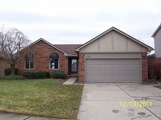 Foreclosed Home - 15820 EAGLE DR, 48044