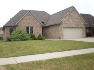 Foreclosed Home - 49284 BERKSHIRE DR, 48047
