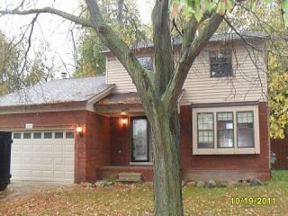 Foreclosed Home - 50159 PEMBROKE DR, 48047