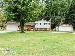 Foreclosed Home - List 100891106
