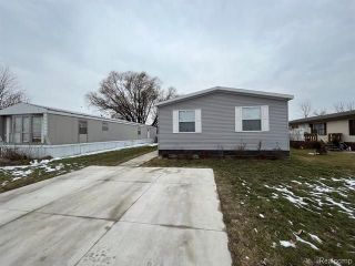 Foreclosed Home - 29399 JAMESTOWN DR, 48051